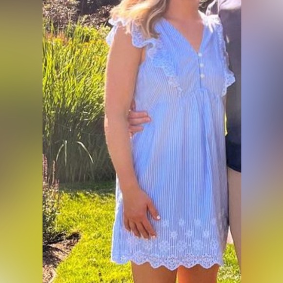 Loft Dress - Picture 4 of 4